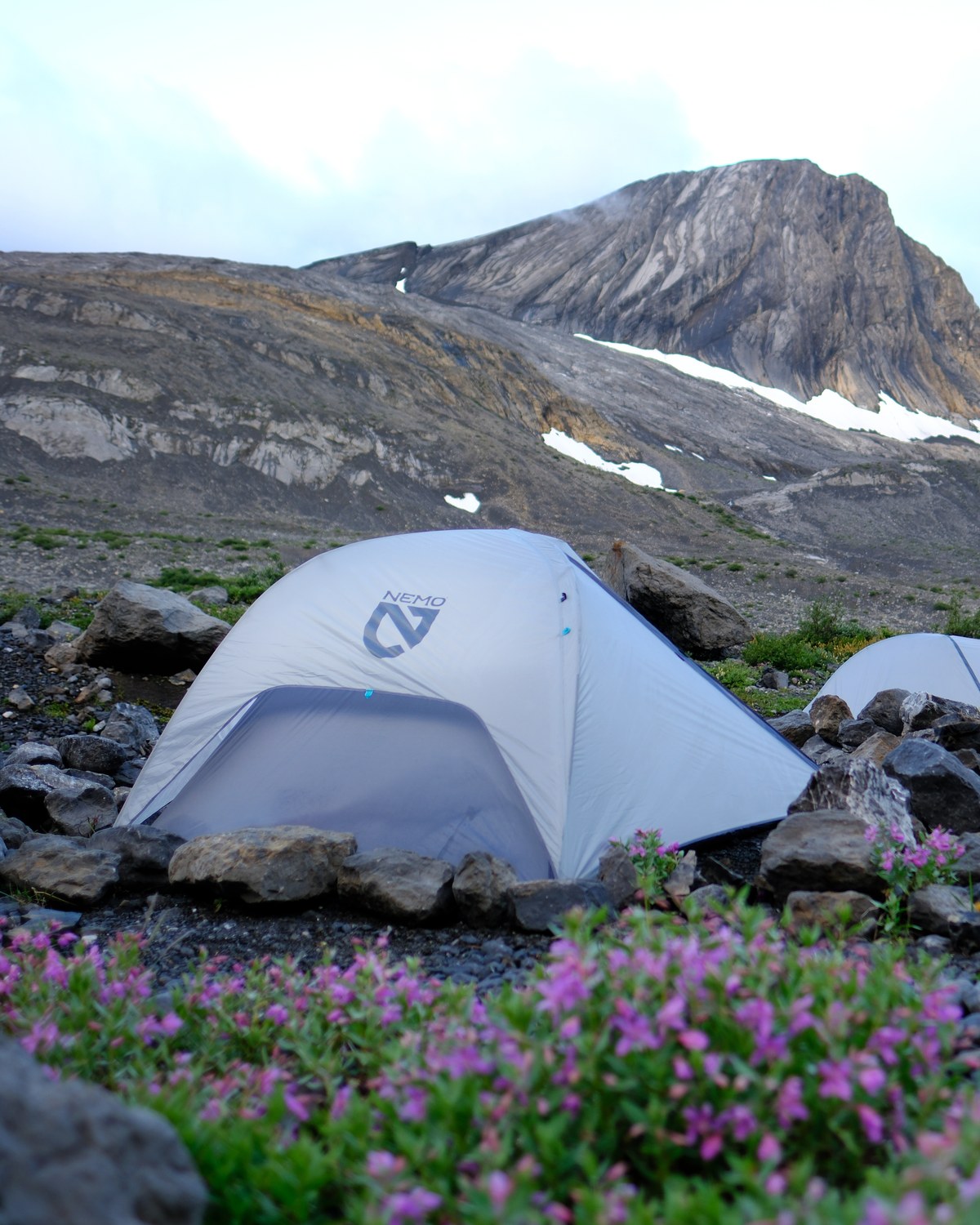【在庫ラスト】Nemo ニーモ　登山　キャンプ　川遊び　バーベキュー　軽量 NEMO Equipment Japan